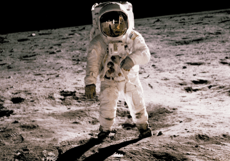 Returning to the Moon Video Thumbnail